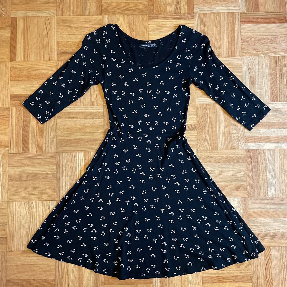 Atmosphere floral mid-sleeve, mid-length dress - UK Size 6 (US Size 2)